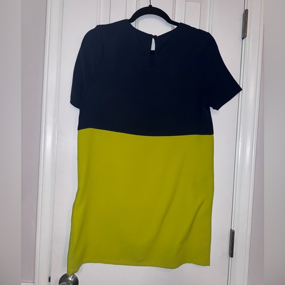 TOBI Dark blue & Lime green block sheath dress with short sleeves, Size Medium - Picture 7 of 15